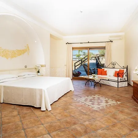 Lh Pozzo Sacro Hotel