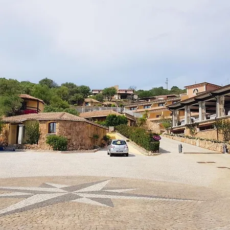 Lh Pozzo Sacro 4* 奧爾比亞