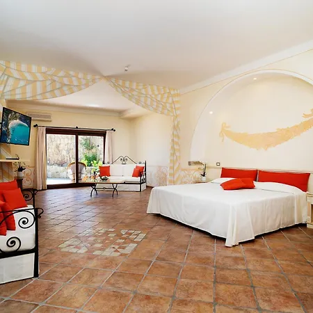 Lh Pozzo Sacro 酒店 4*