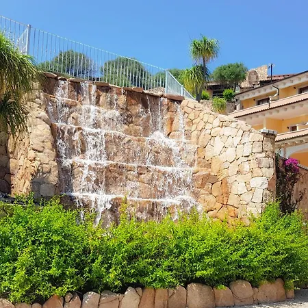 Lh Pozzo Sacro 酒店 4*