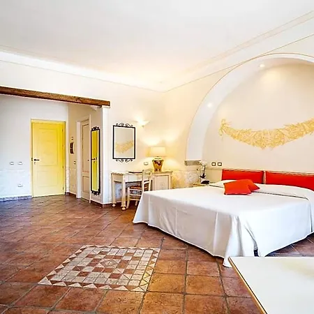 ホテル Lh Pozzo Sacro 4*