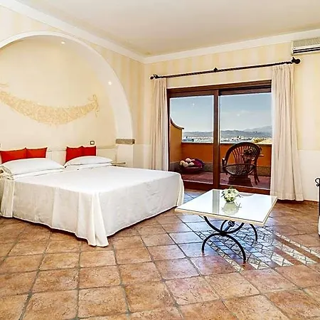 Lh Pozzo Sacro 4* Olbia