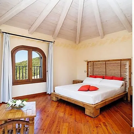 Lh Pozzo Sacro Hotel 4*