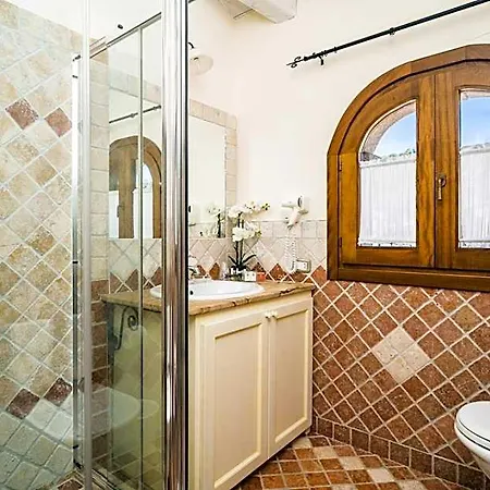 Otel Lh Pozzo Sacro Olbia